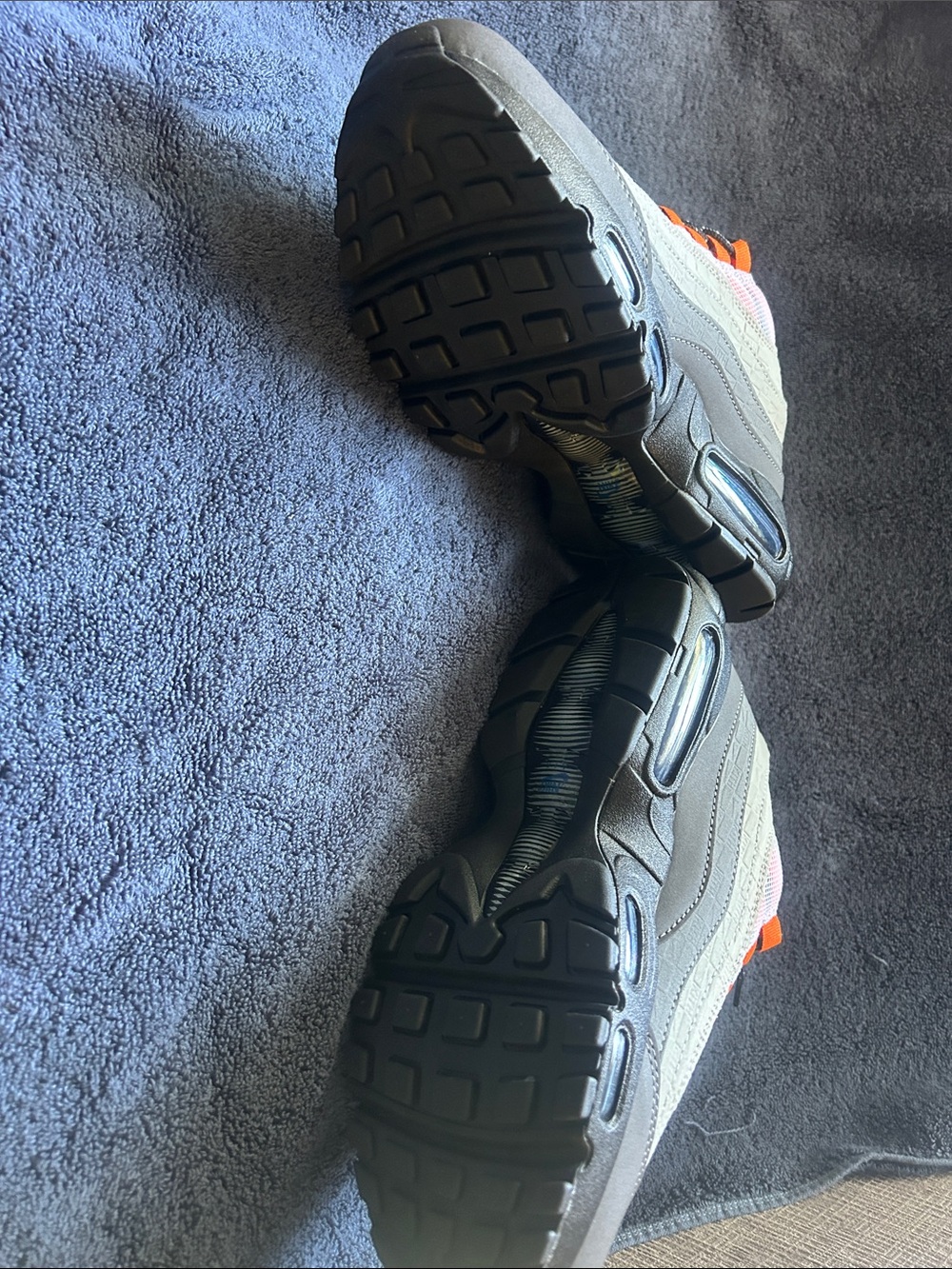 Nike Air Max 95 TT Womens Sneakers in Gray with Orange Accents - Picture 3 of 6